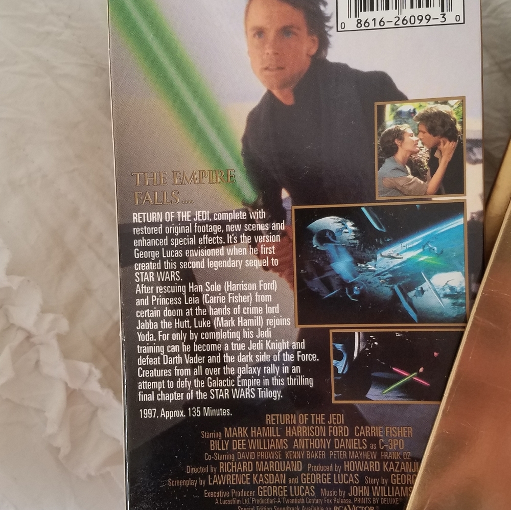 STAR WARS VHS Trilogy! - Picture 10 of 11
